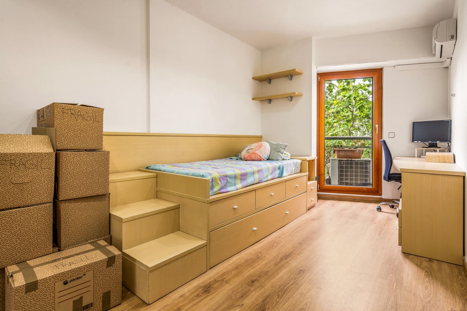 4 Zimmer Wohnung zu verkaufen in Barcelona Stadt mit Garage - 995.000 € (Ref: 10135171)