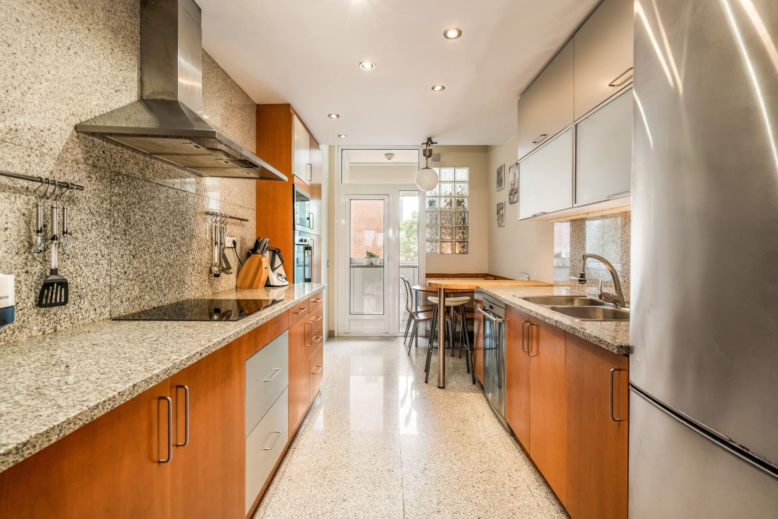 4 Zimmer Wohnung zu verkaufen in Barcelona Stadt mit Garage - 995.000 € (Ref: 10135171)