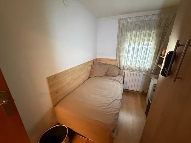 2 sovrum Lägenhet till salu i Verdun, Barcelona stad - 146 000 € (Ref: 10136352)