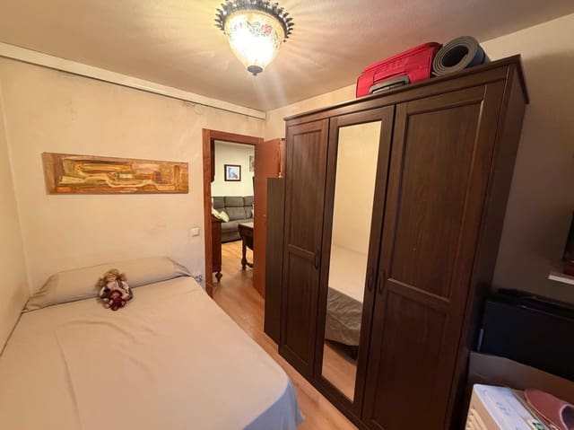 2 sovrum Lägenhet till salu i Verdun, Barcelona stad - 146 000 € (Ref: 10136352)