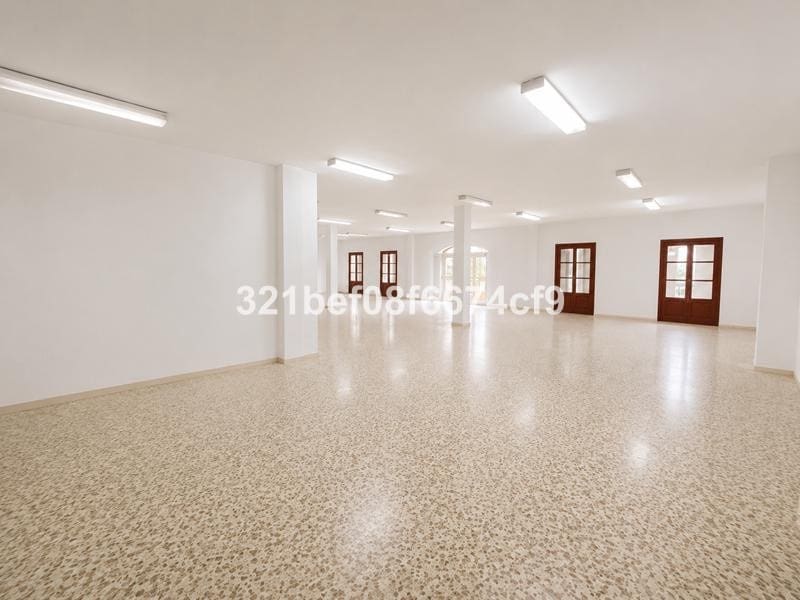 Local Comercial en Estepona en venta - 1.690.000 € (Ref: 10140227)