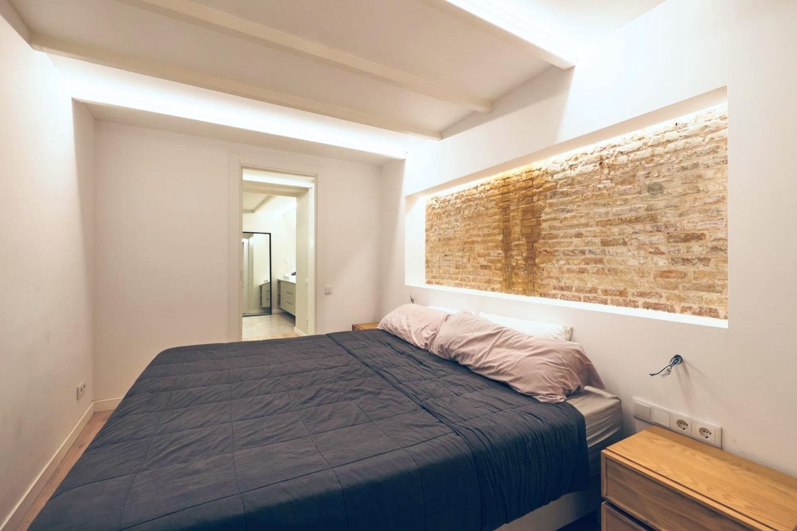 2 slaapkamer Flat te koop in Barcelona stad - € 330.000 (Ref: 10141375)