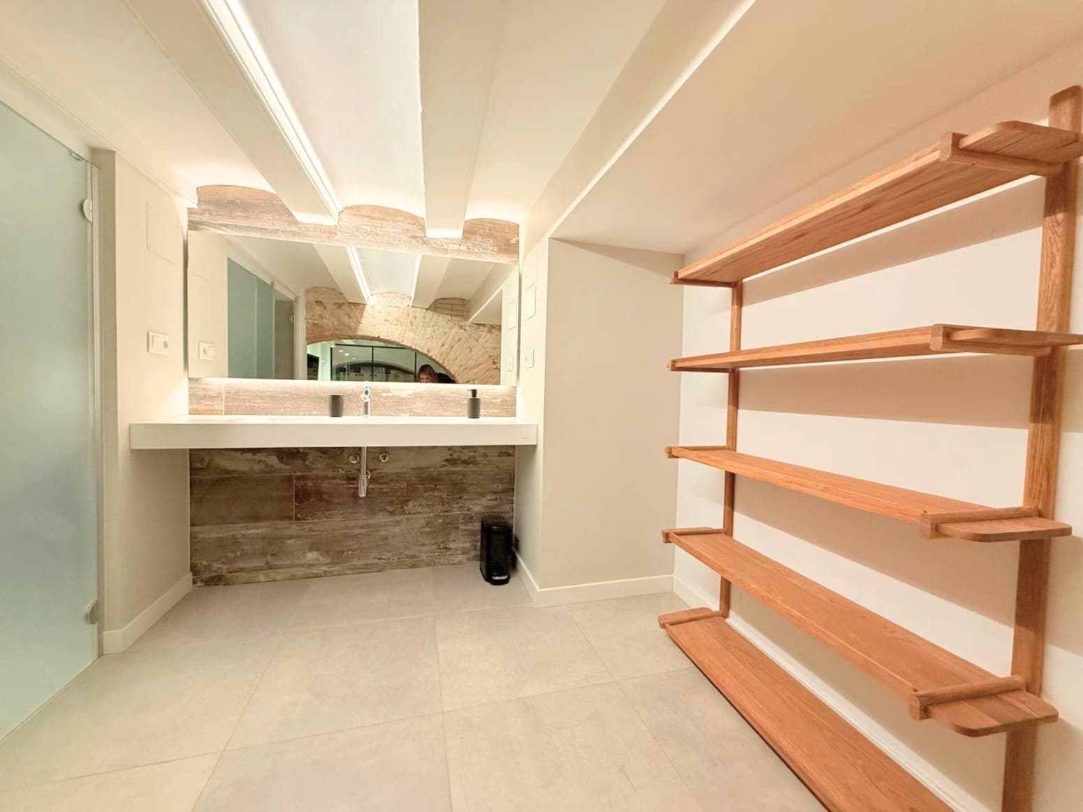 2 slaapkamer Flat te koop in Barcelona stad - € 330.000 (Ref: 10141375)