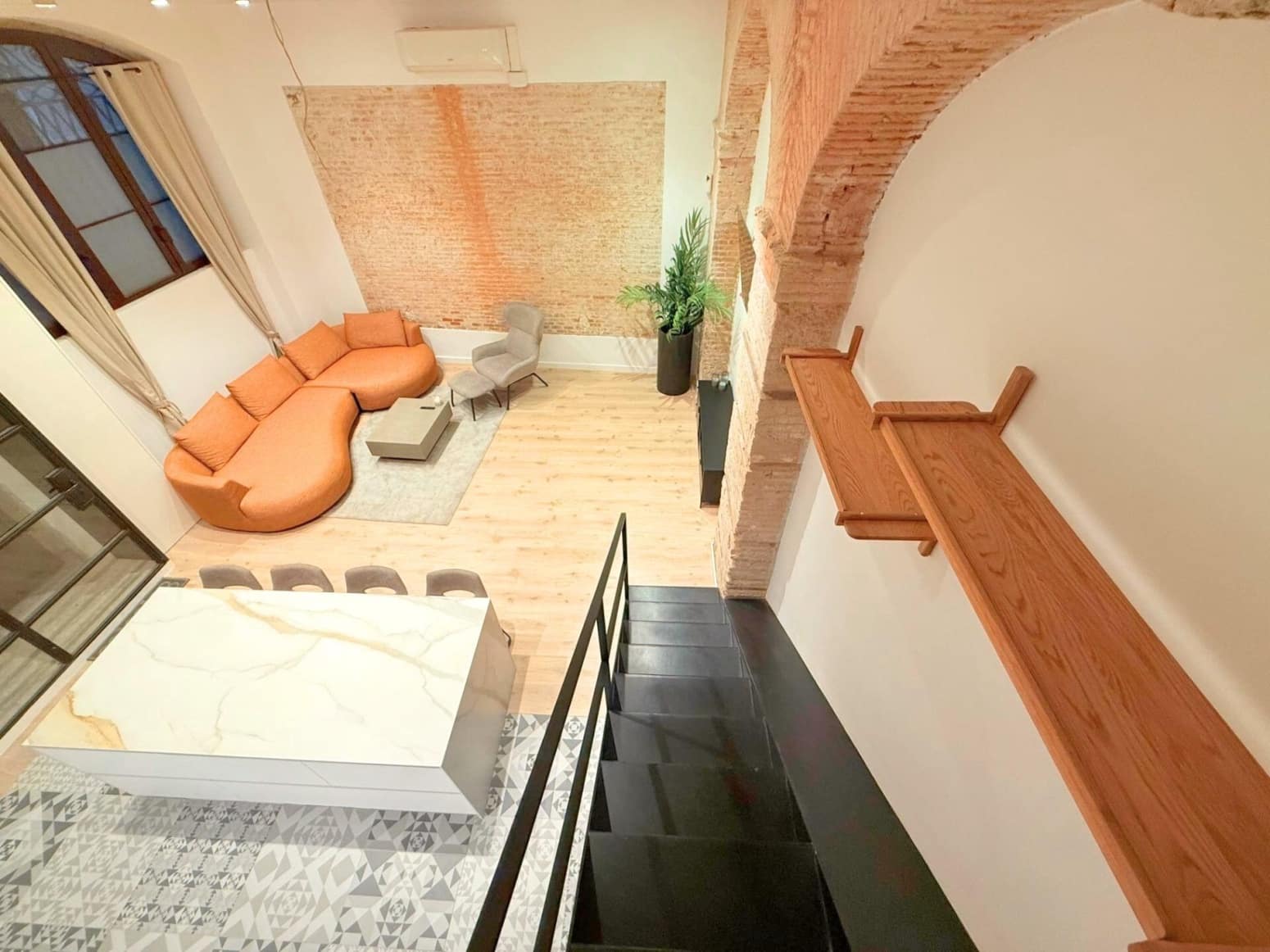 2 slaapkamer Flat te koop in Barcelona stad - € 330.000 (Ref: 10141375)