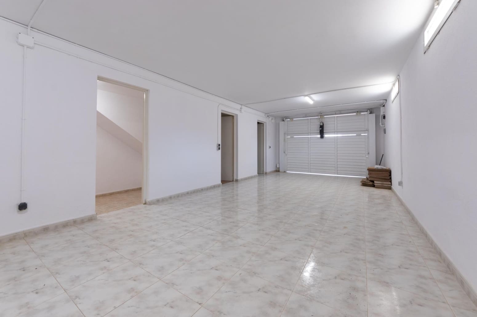 4 soverom Villa til salgs i Tarragona by med svømmebasseng garasje - € 569 000 (Ref: 10145235)