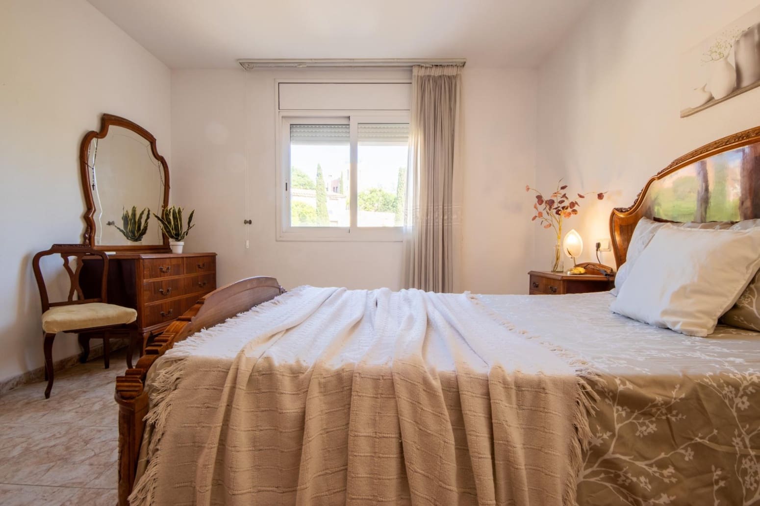4 soverom Villa til salgs i Tarragona by med svømmebasseng garasje - € 569 000 (Ref: 10145235)