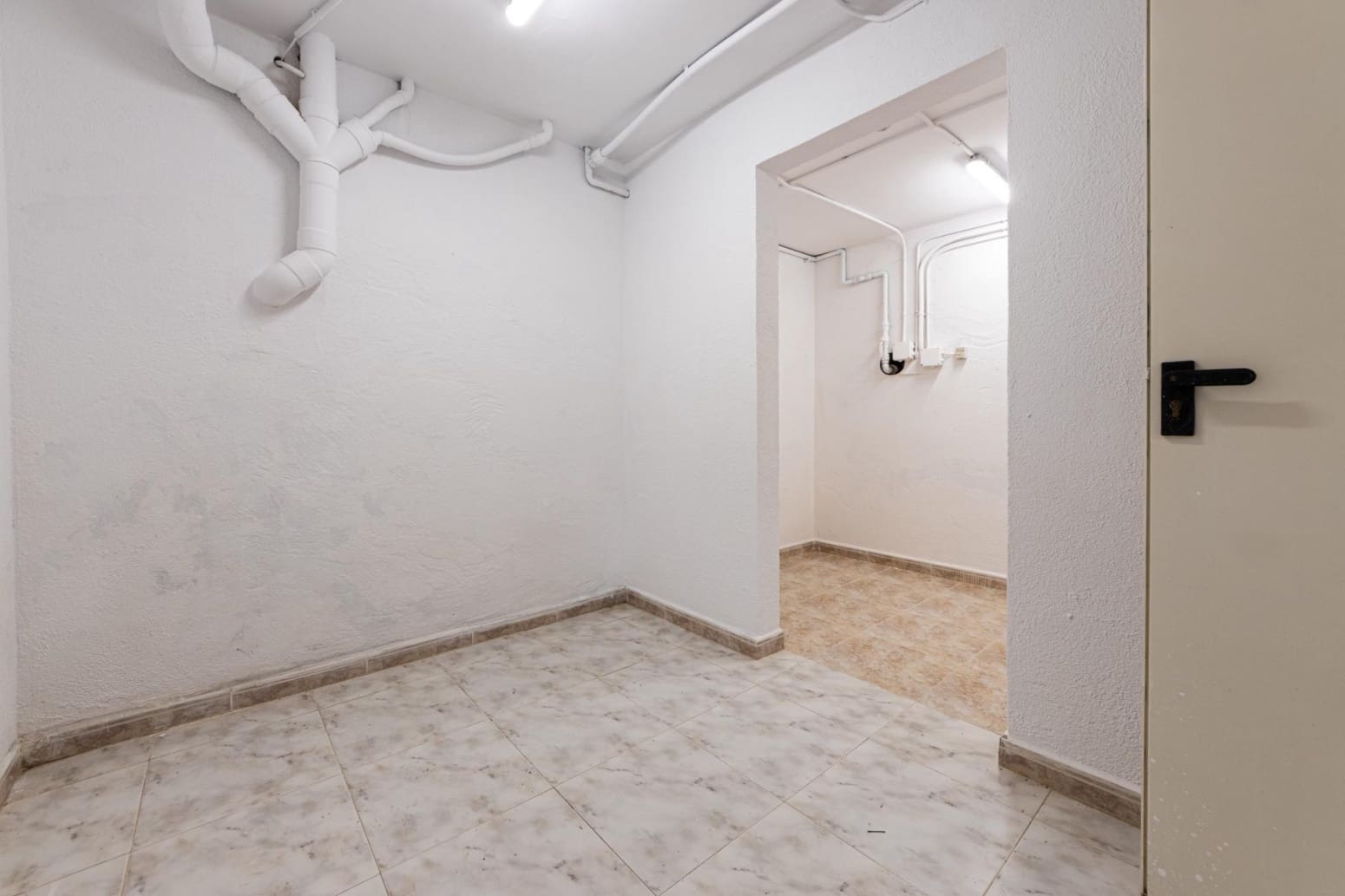 4 soverom Villa til salgs i Tarragona by med svømmebasseng garasje - € 569 000 (Ref: 10145235)