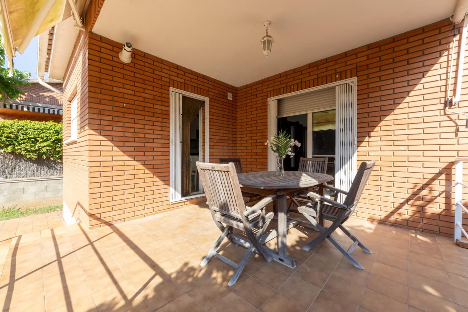 4 soverom Villa til salgs i Tarragona by med svømmebasseng garasje - € 569 000 (Ref: 10145235)