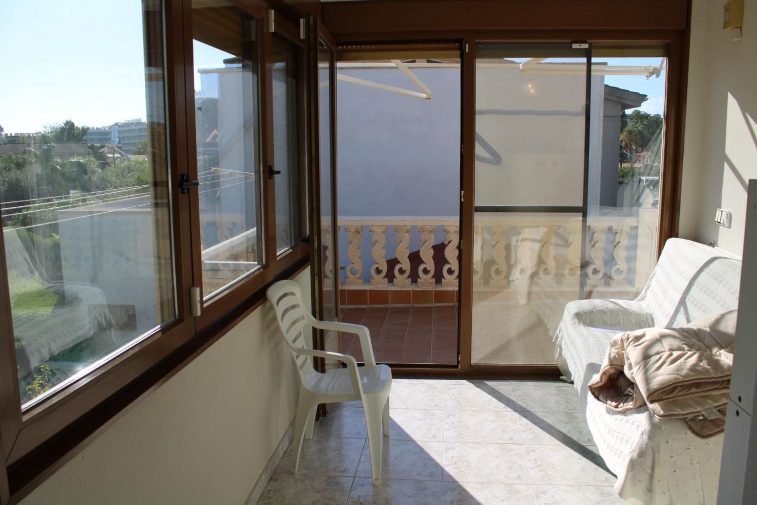 3 bedroom Villa for sale in Salou with pool garage - € 378,000 (Ref: 10160653)