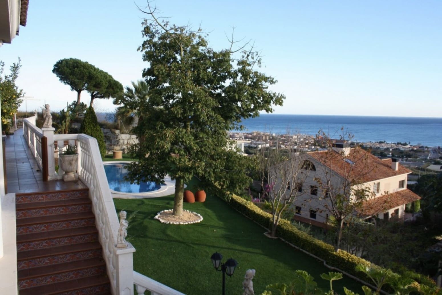 5 bedroom Villa for sale in Premia de Dalt - € 1,500,000 (Ref: 7496680)