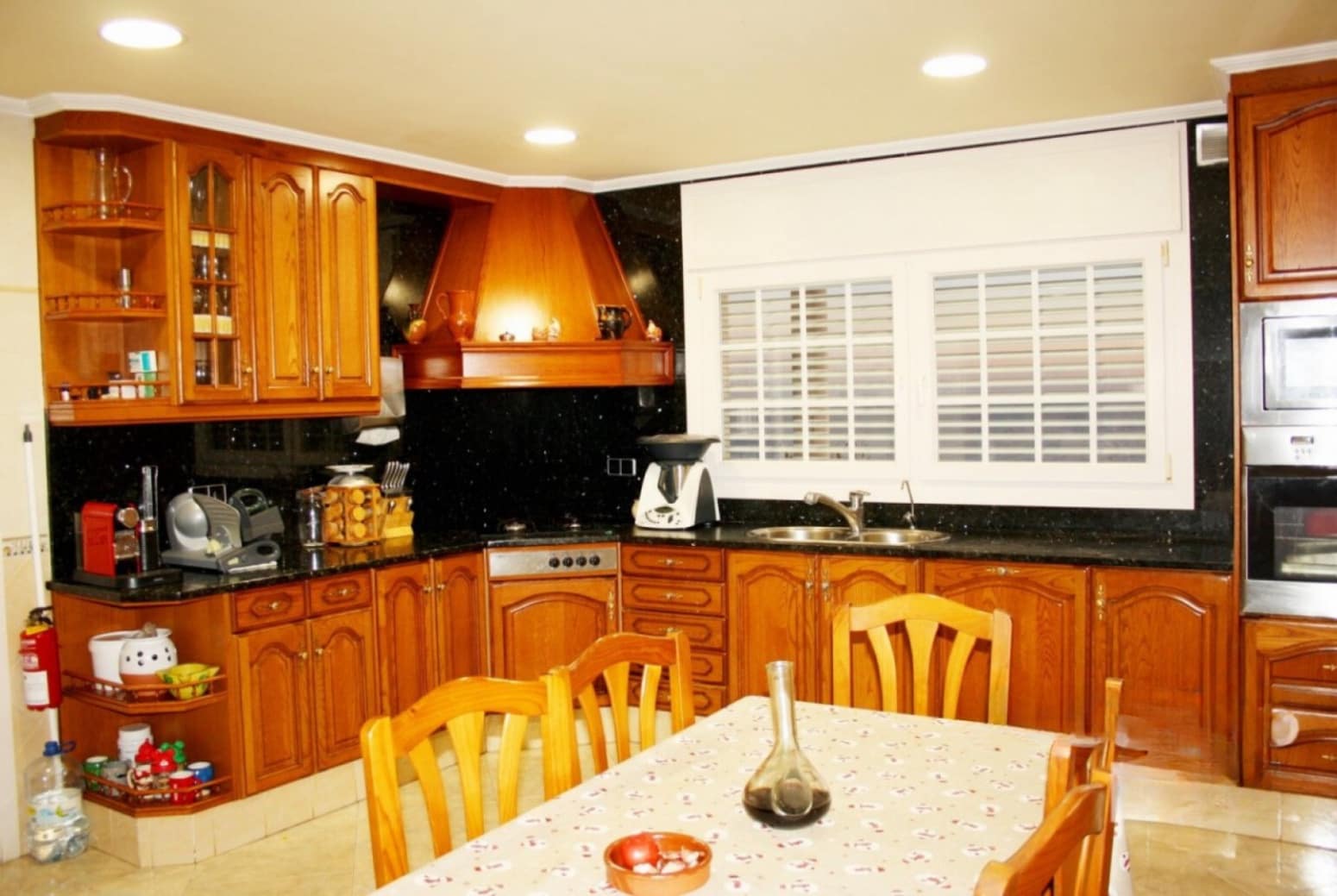 5 bedroom Villa for sale in Premia de Dalt - € 1,500,000 (Ref: 7496680)