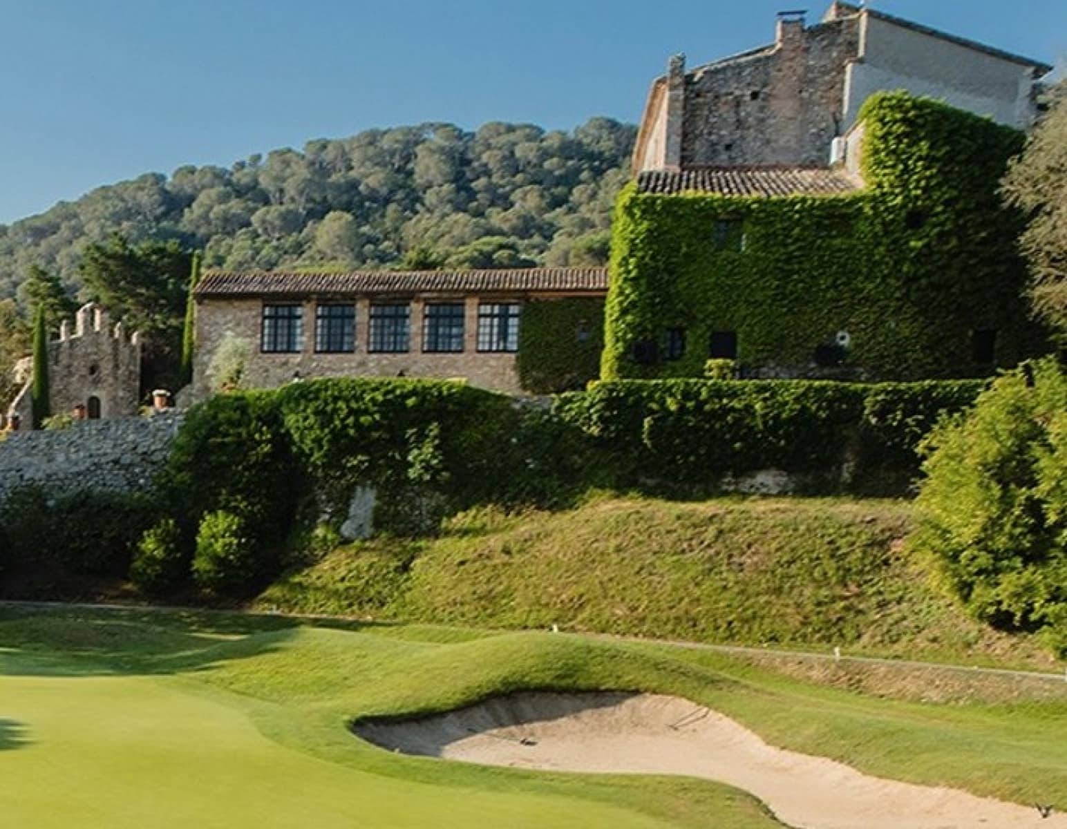 4 soverom Villa til salgs i Vallromanes - € 749 000 (Ref: 7496712)