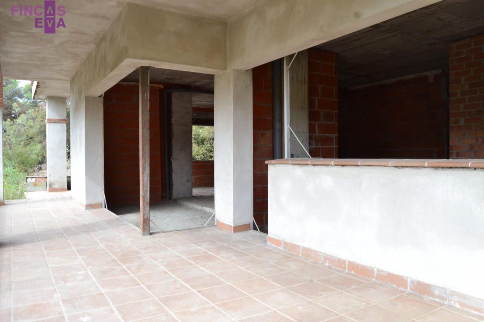 4 soverom Villa til salgs i Vallromanes - € 749 000 (Ref: 7496712)