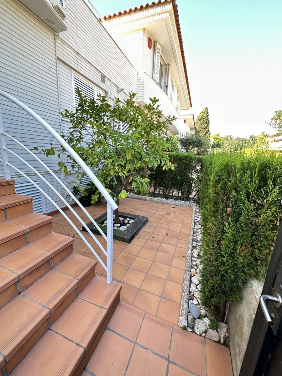 5 slaapkamer Villa te huur in Altafulla met garage - € 3.500 (Ref: 7756703)