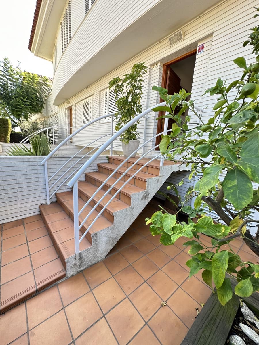 5 slaapkamer Villa te huur in Altafulla met garage - € 3.500 (Ref: 7756703)