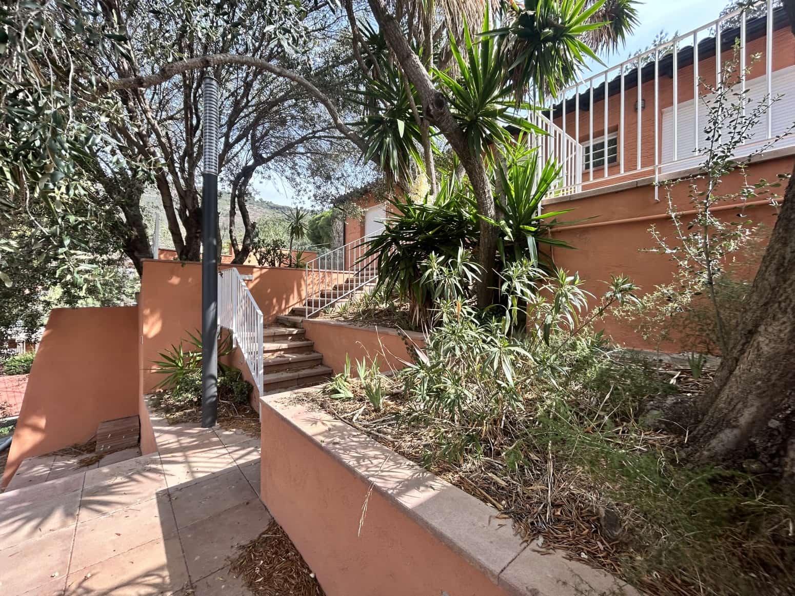 3 soveværelse Villa til salg i Barcelona by med garage - € 910.000 (Ref: 8053566)