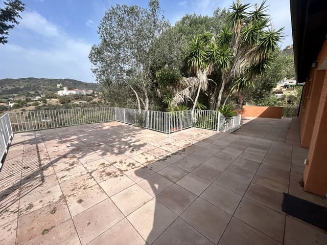 3 bedroom Villa for sale in Sarrià, Barcelona city with garage - € 910,000 (Ref: 8053566)