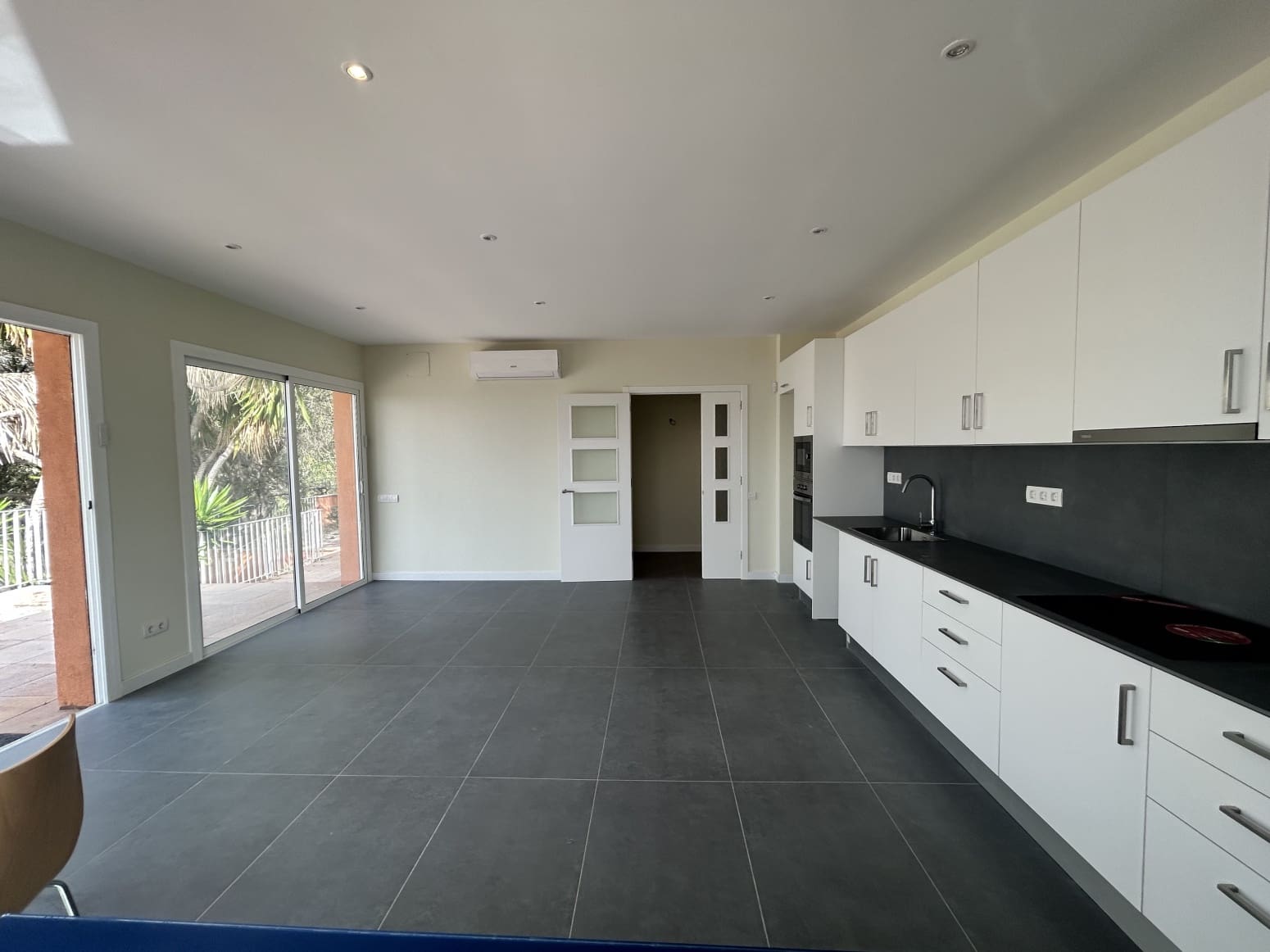 3 soveværelse Villa til salg i Barcelona by med garage - € 910.000 (Ref: 8053566)