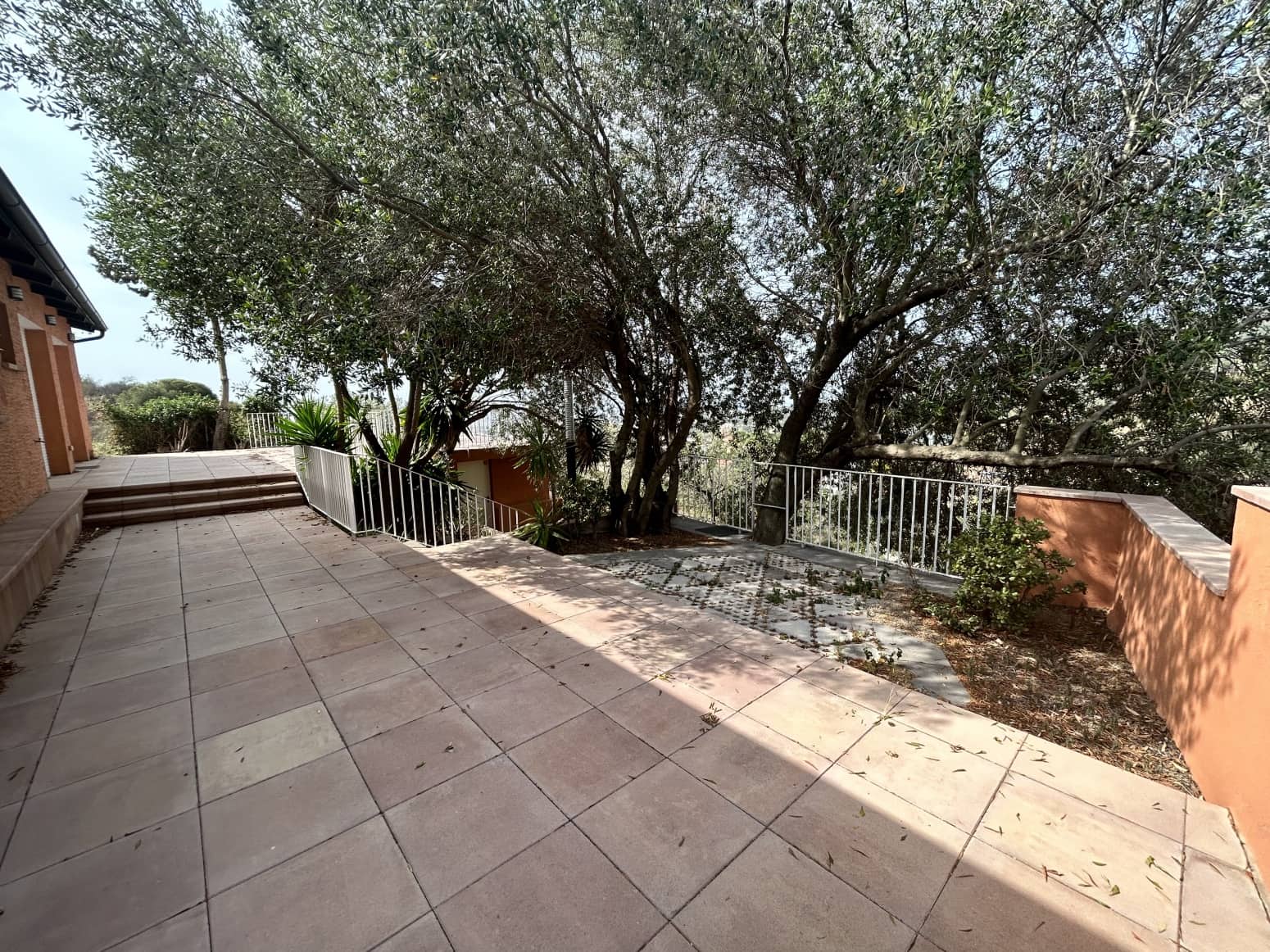 3 soveværelse Villa til salg i Barcelona by med garage - € 910.000 (Ref: 8053566)