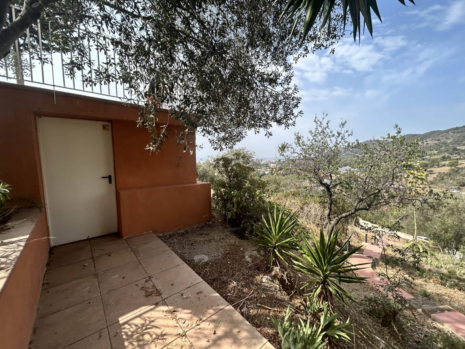 3 soveværelse Villa til salg i Barcelona by med garage - € 910.000 (Ref: 8053566)