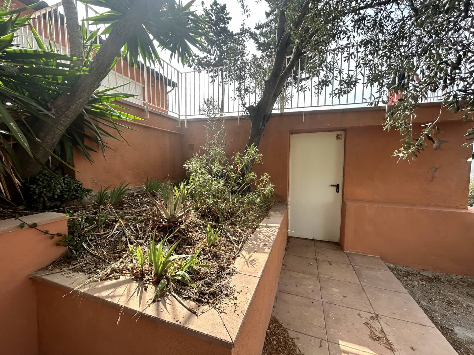 3 soveværelse Villa til salg i Barcelona by med garage - € 910.000 (Ref: 8053566)