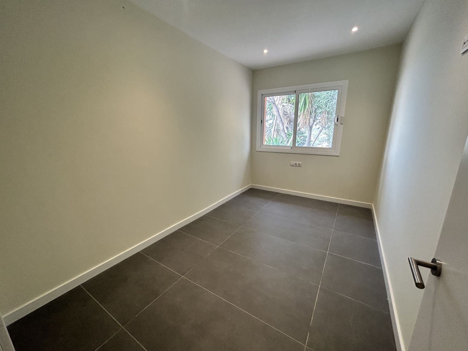 3 soveværelse Villa til salg i Barcelona by med garage - € 910.000 (Ref: 8053566)