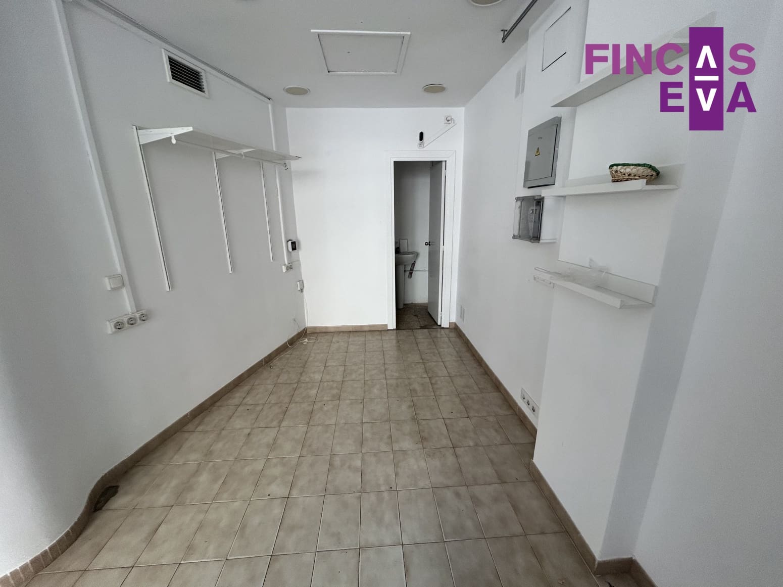 Comercial para venda em Barcelona cidade - 105 000 € (Ref: 8098300)