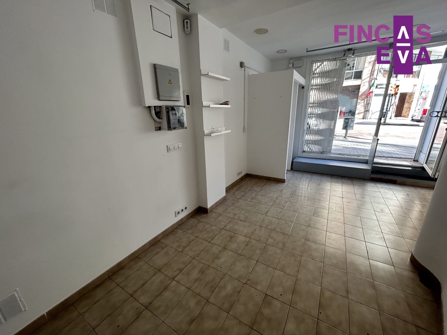 Comercial para venda em Barcelona cidade - 105 000 € (Ref: 8098300)