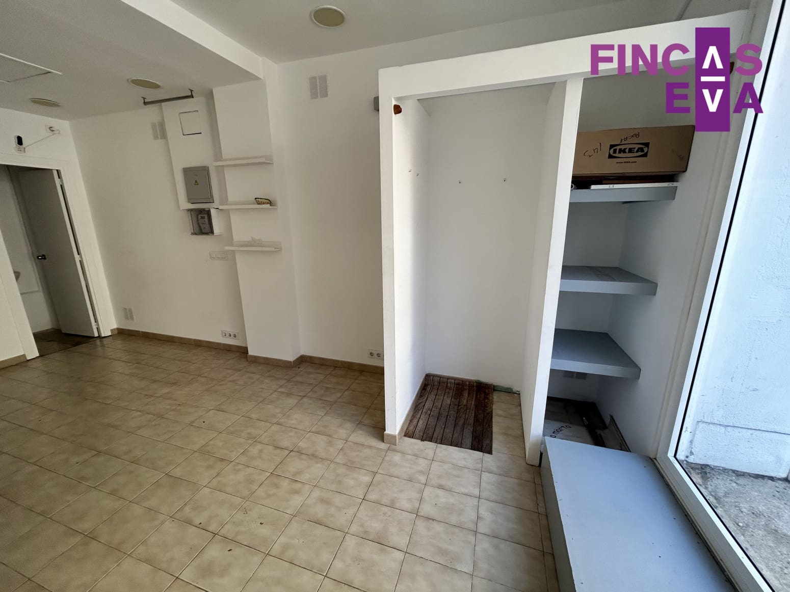 Comercial para venda em Barcelona cidade - 105 000 € (Ref: 8098300)