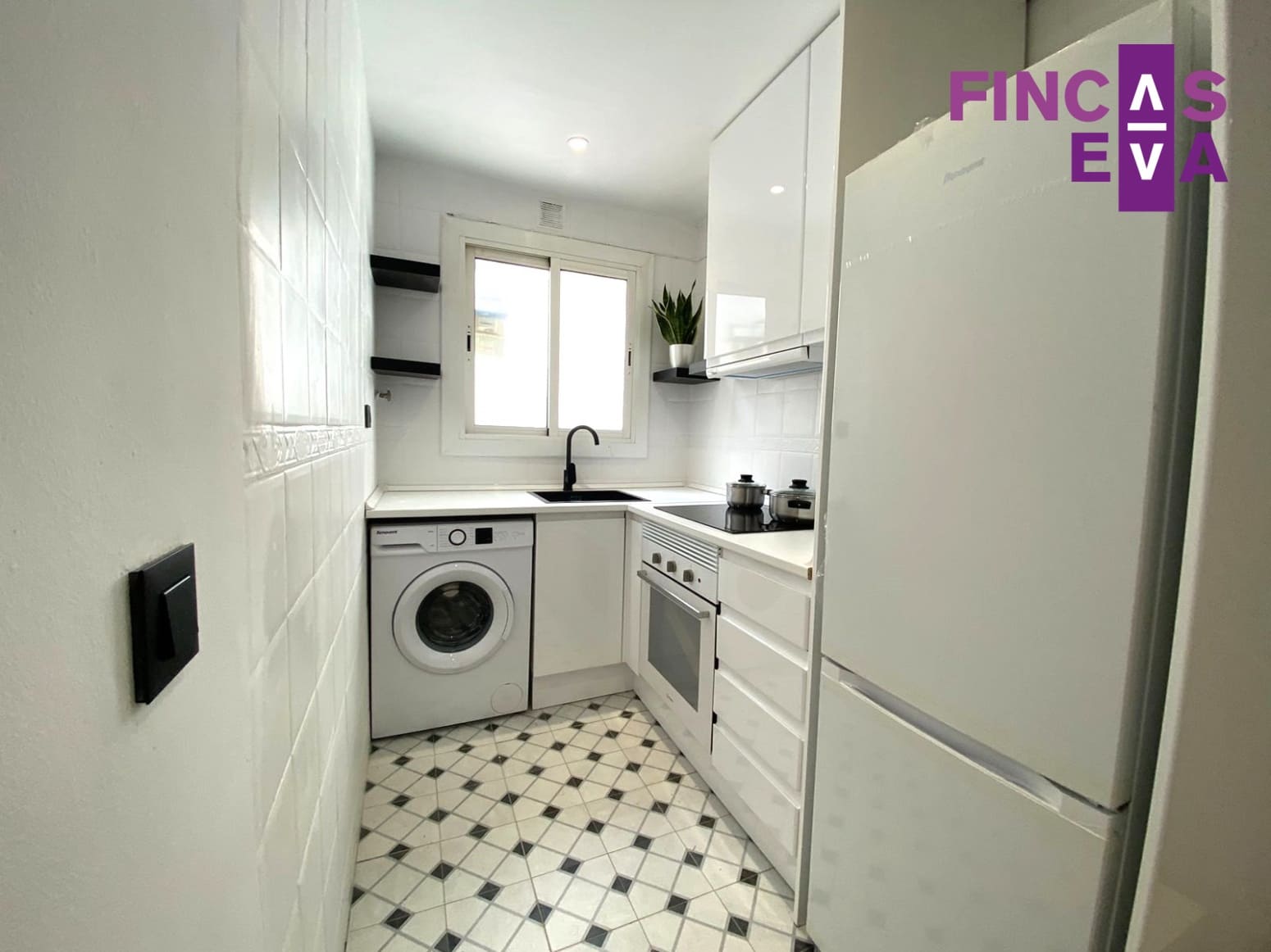 2 bedroom Flat for sale in Barcelona city - € 272,000 (Ref: 8416589)