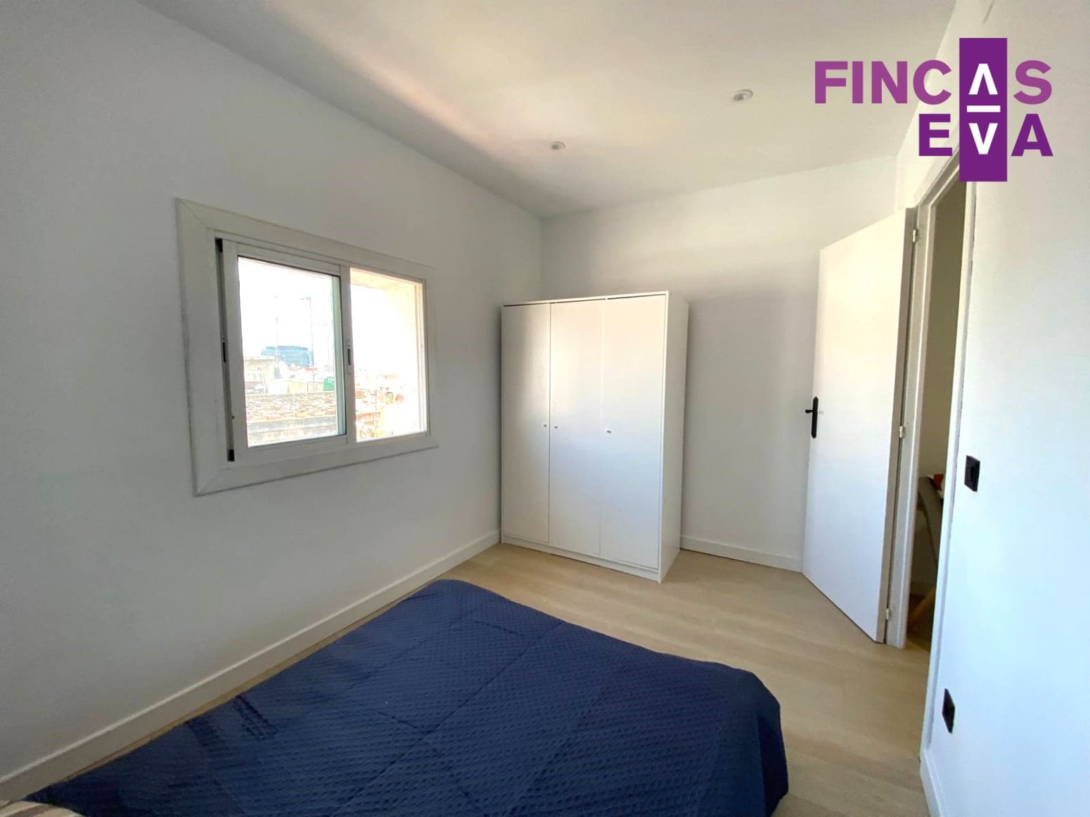 2 bedroom Flat for sale in Barcelona city - € 272,000 (Ref: 8416589)
