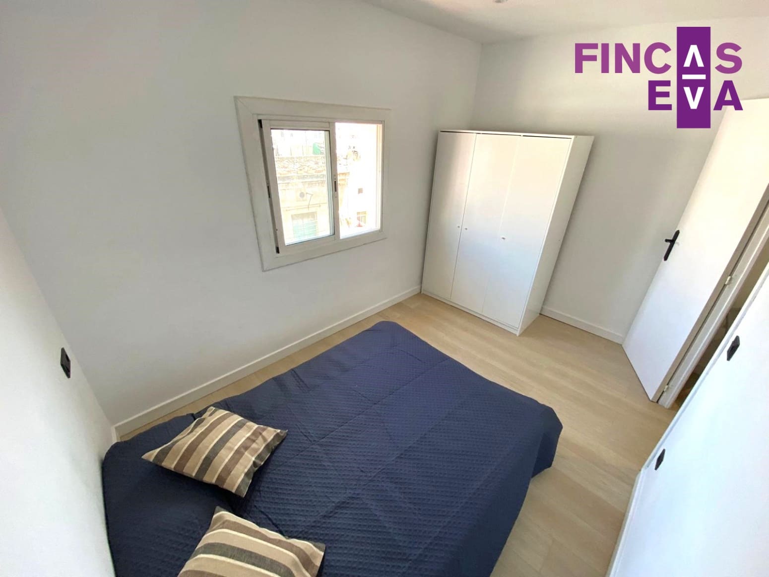 2 bedroom Flat for sale in Barcelona city - € 272,000 (Ref: 8416589)