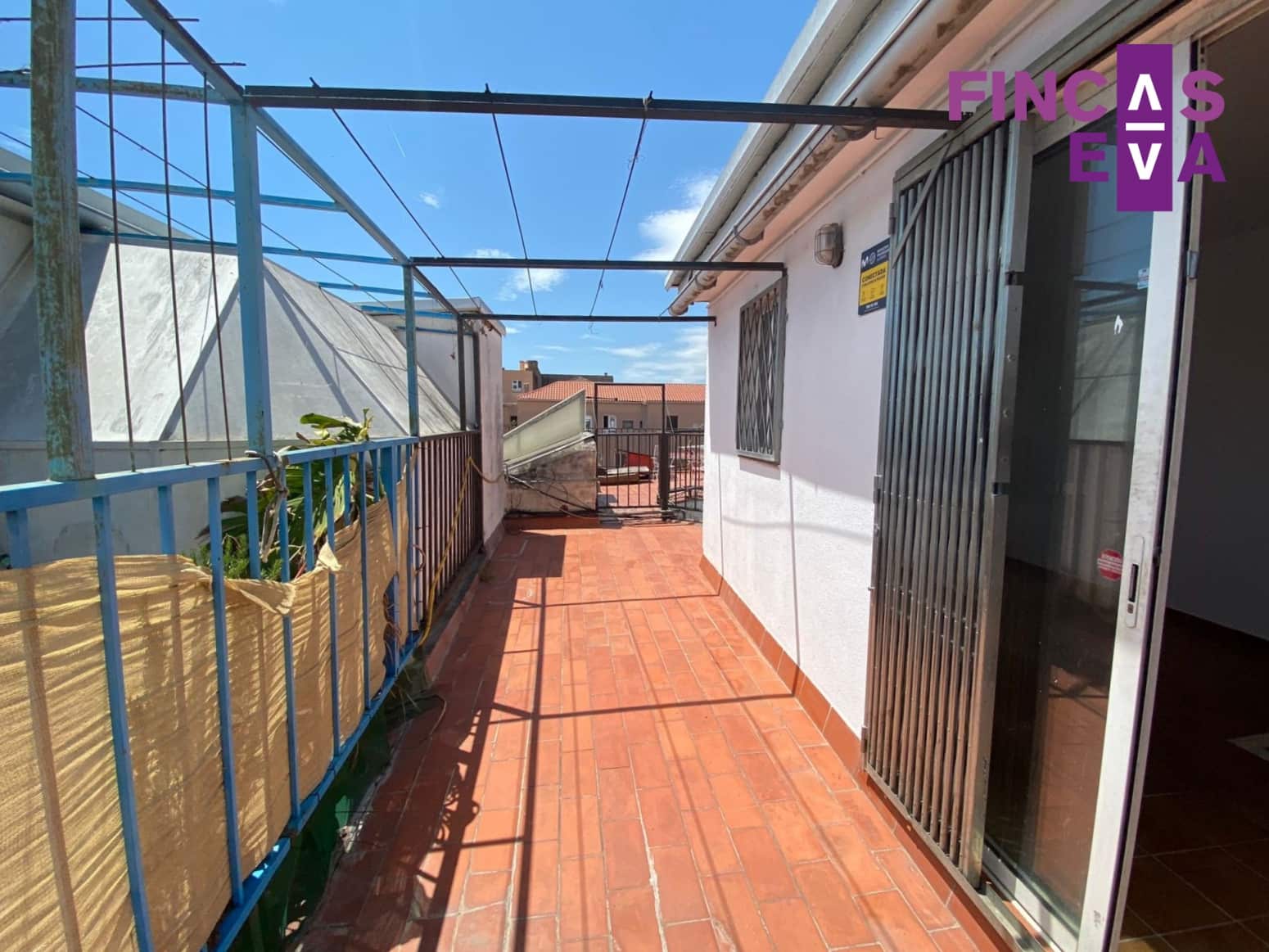 2 bedroom Flat for sale in Barcelona city - € 272,000 (Ref: 8416589)