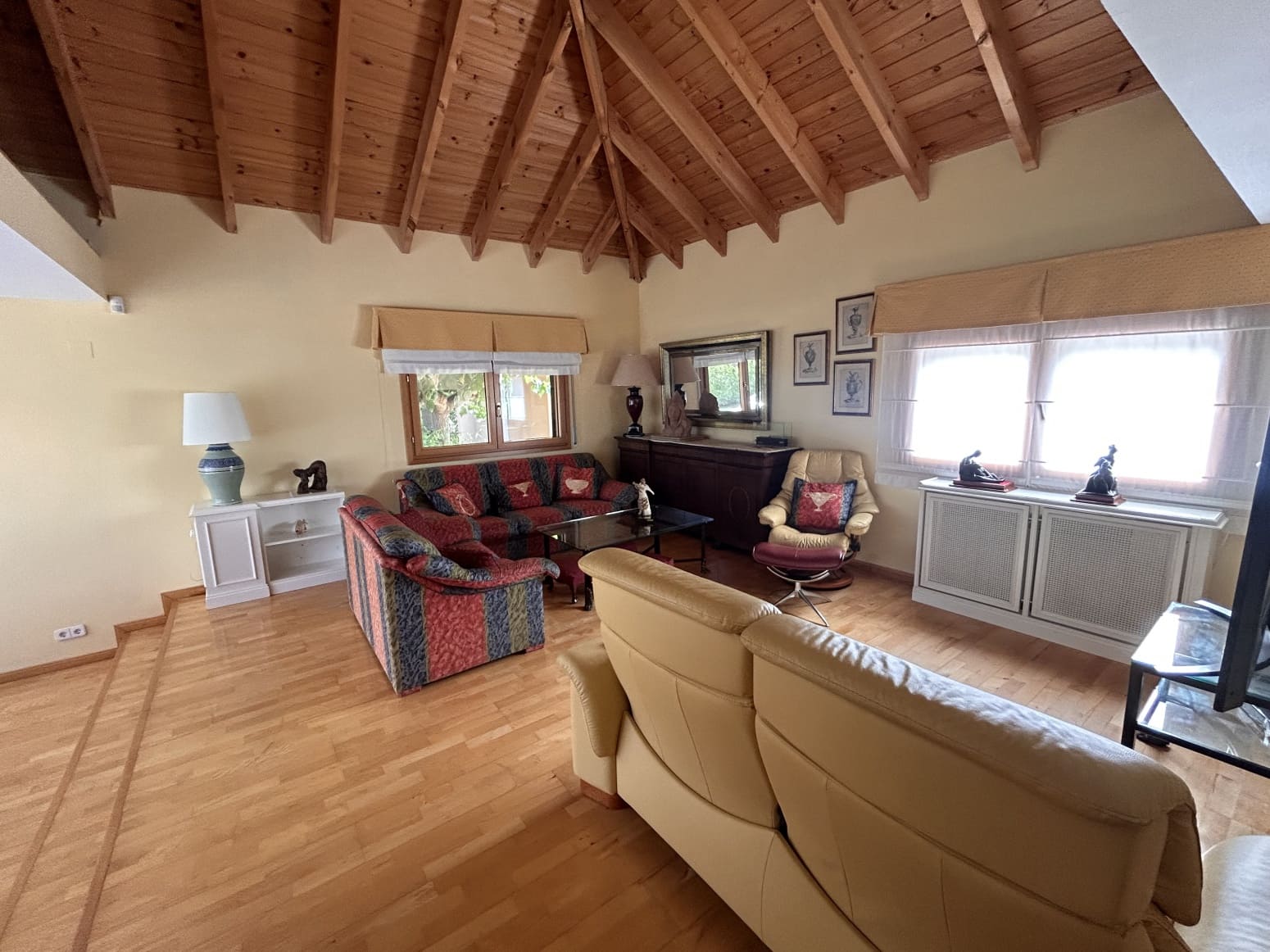 4 soveværelse Villa til salg i Almoster med swimmingpool garage - € 798.000 (Ref: 8418401)