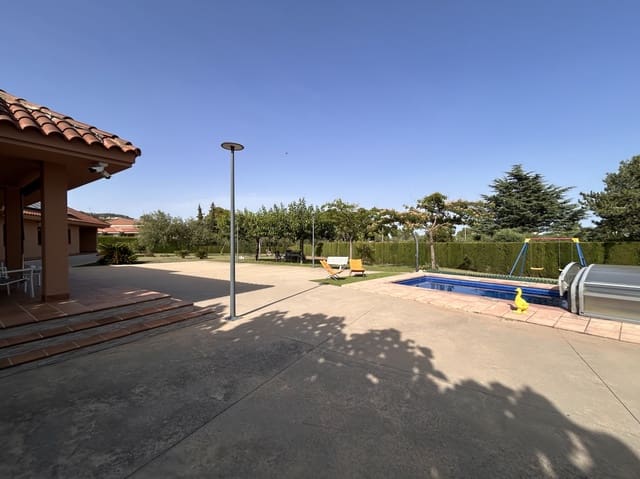 4 camera da letto Villa in vendita in Almoster con piscina garage - 715.000 € (Rif: 8418401)