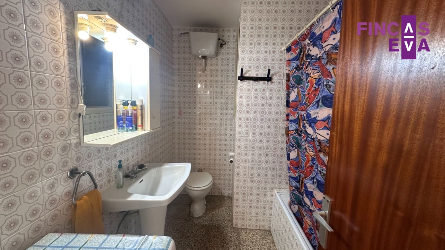 4 soveværelse Lejlighed til salg i Ribes de Freser med garage - € 139.000 (Ref: 8425539)