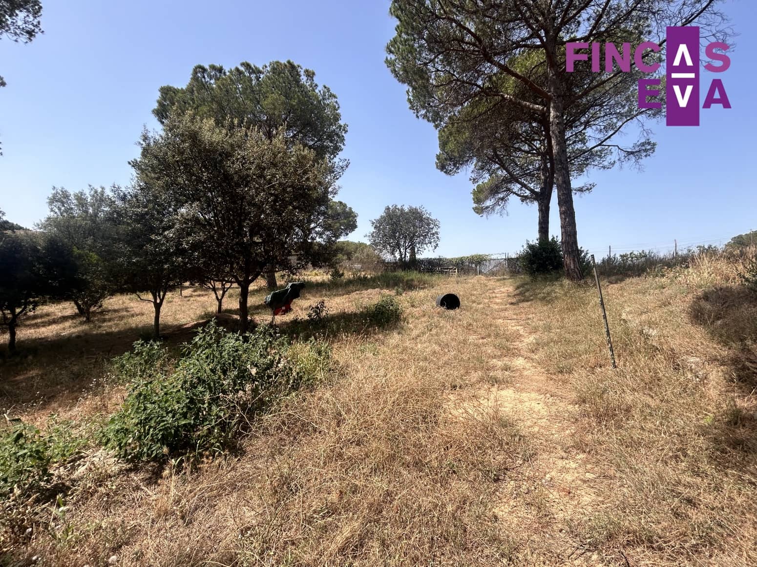 Działka budowlana na sprzedaż w Vallromanes - 310 000 € (Ref: 8436391)