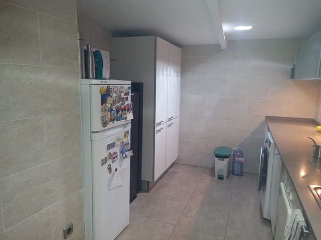 2 sovrum Lägenhet till salu i Tarragona stad - 270 000 € (Ref: 8494469)