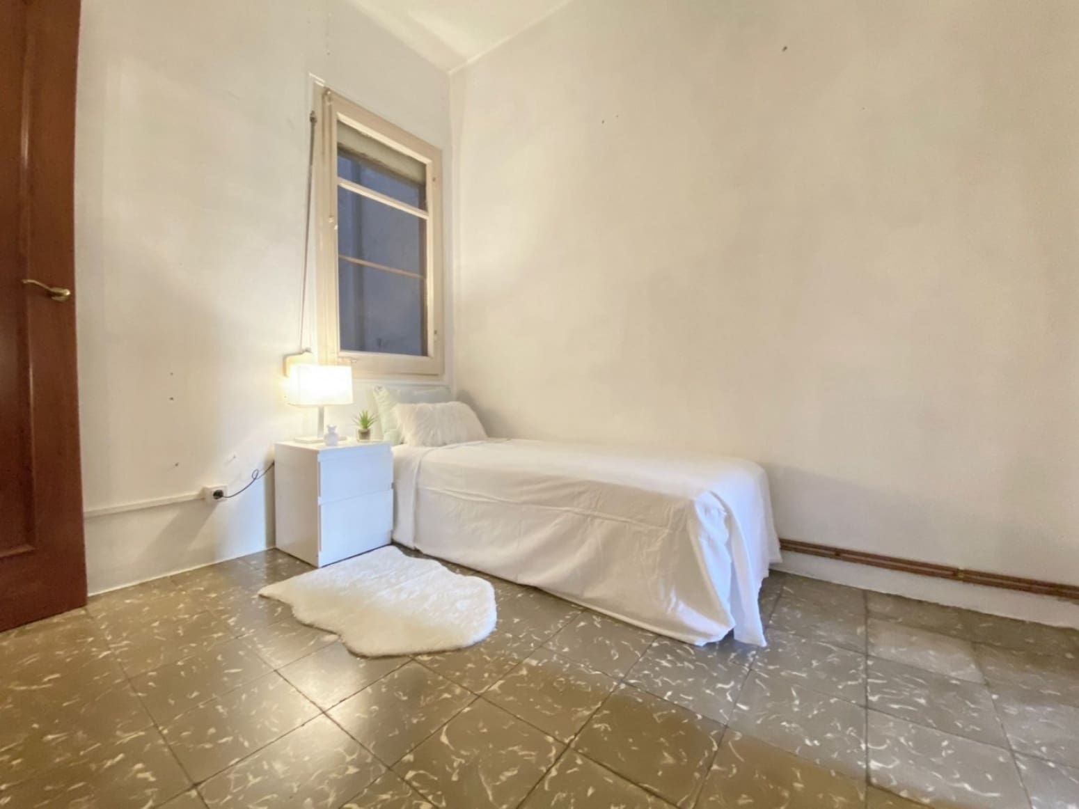 5 soveværelse Lejlighed til salg i Barcelona by - € 550.000 (Ref: 8560897)