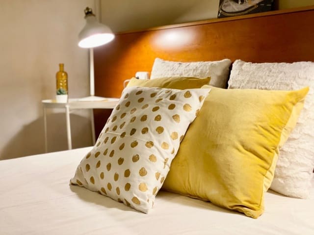 5 sovrum Lägenhet till salu i El Baix Guinardó, Barcelona stad - 550 000 € (Ref: 8560897)