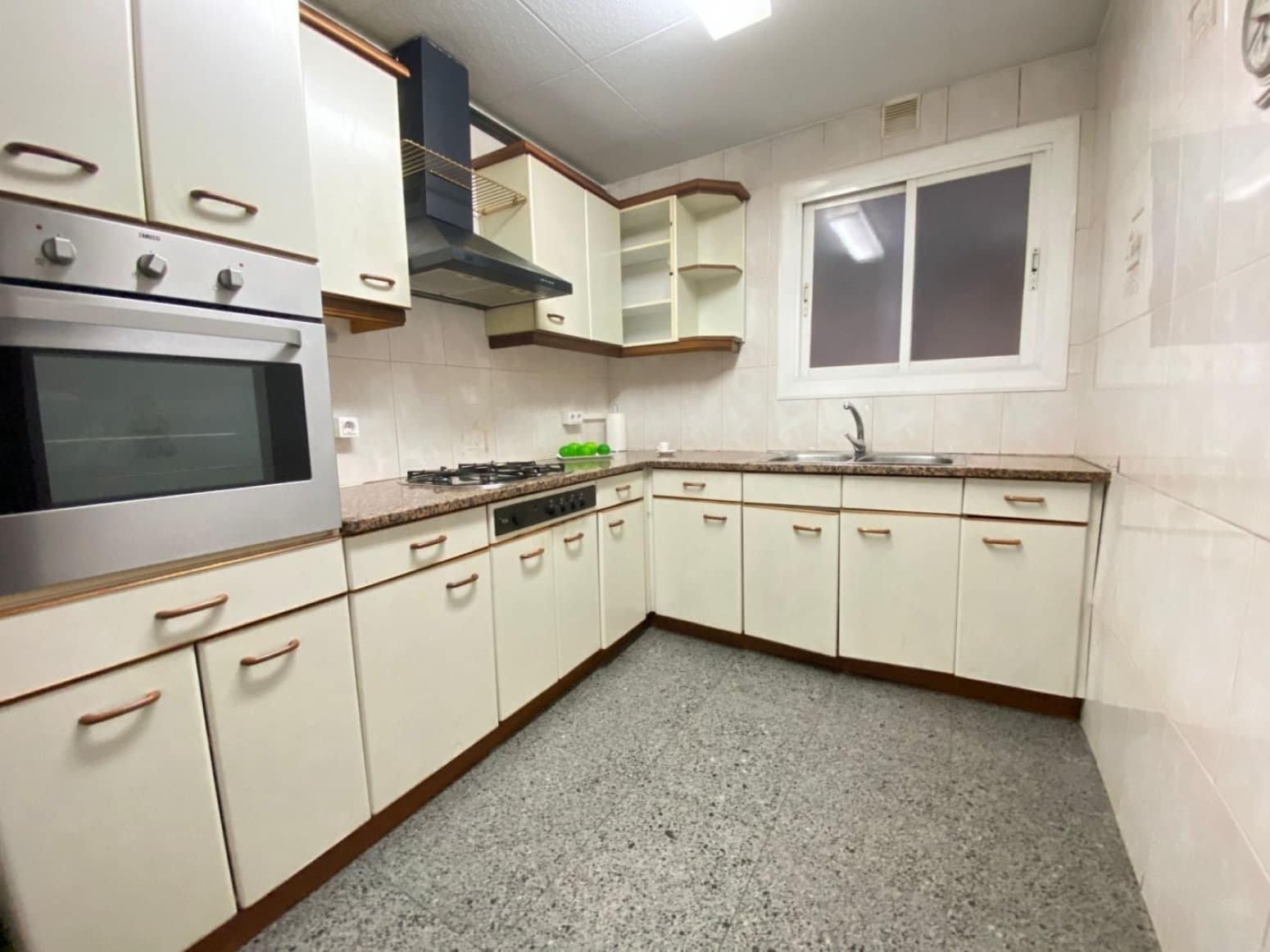 5 soveværelse Lejlighed til salg i Barcelona by - € 550.000 (Ref: 8560897)