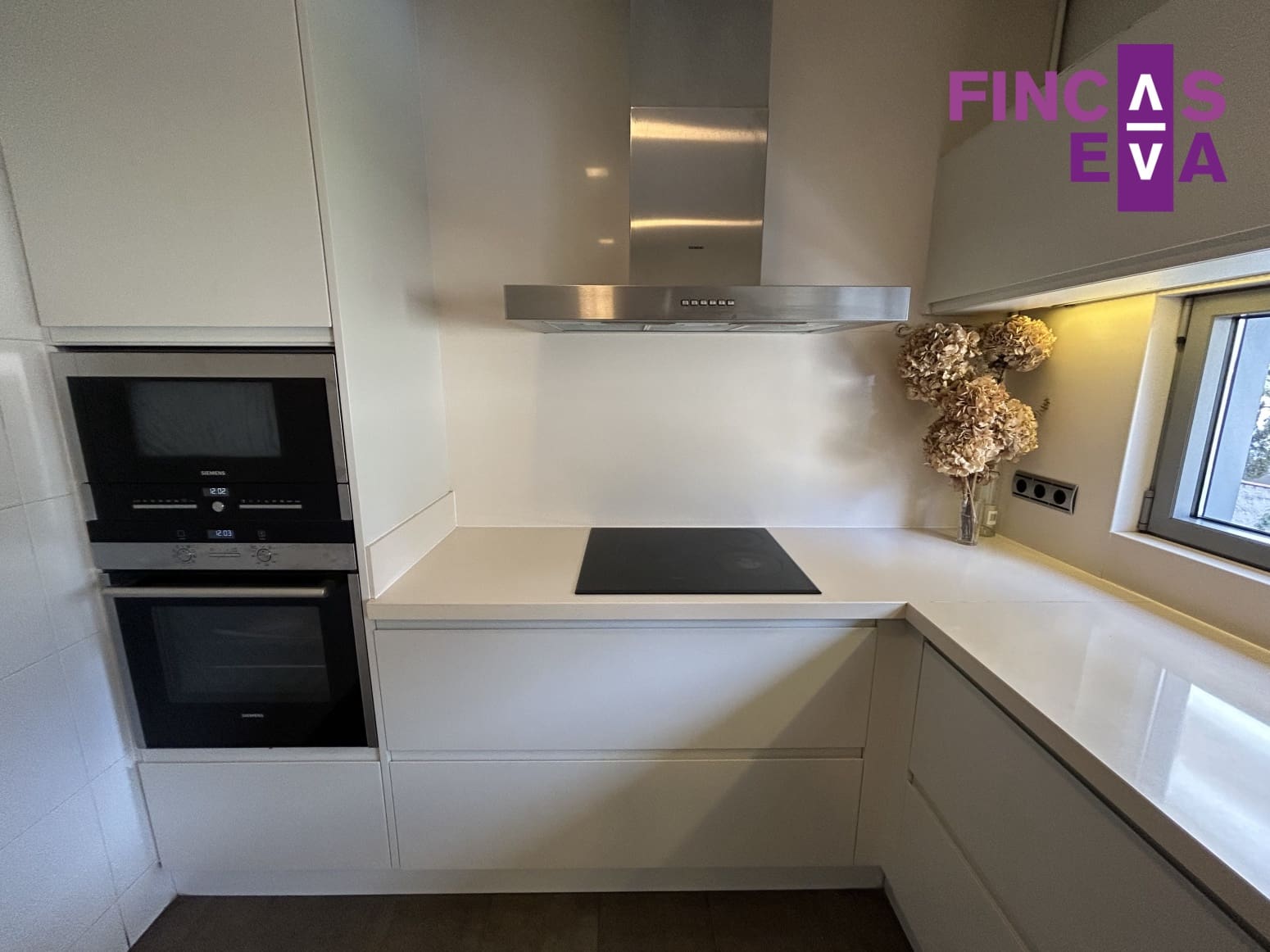 2 soveværelse Lejlighed til salg i Barcelona by med swimmingpool - € 1.140.000 (Ref: 8572674)