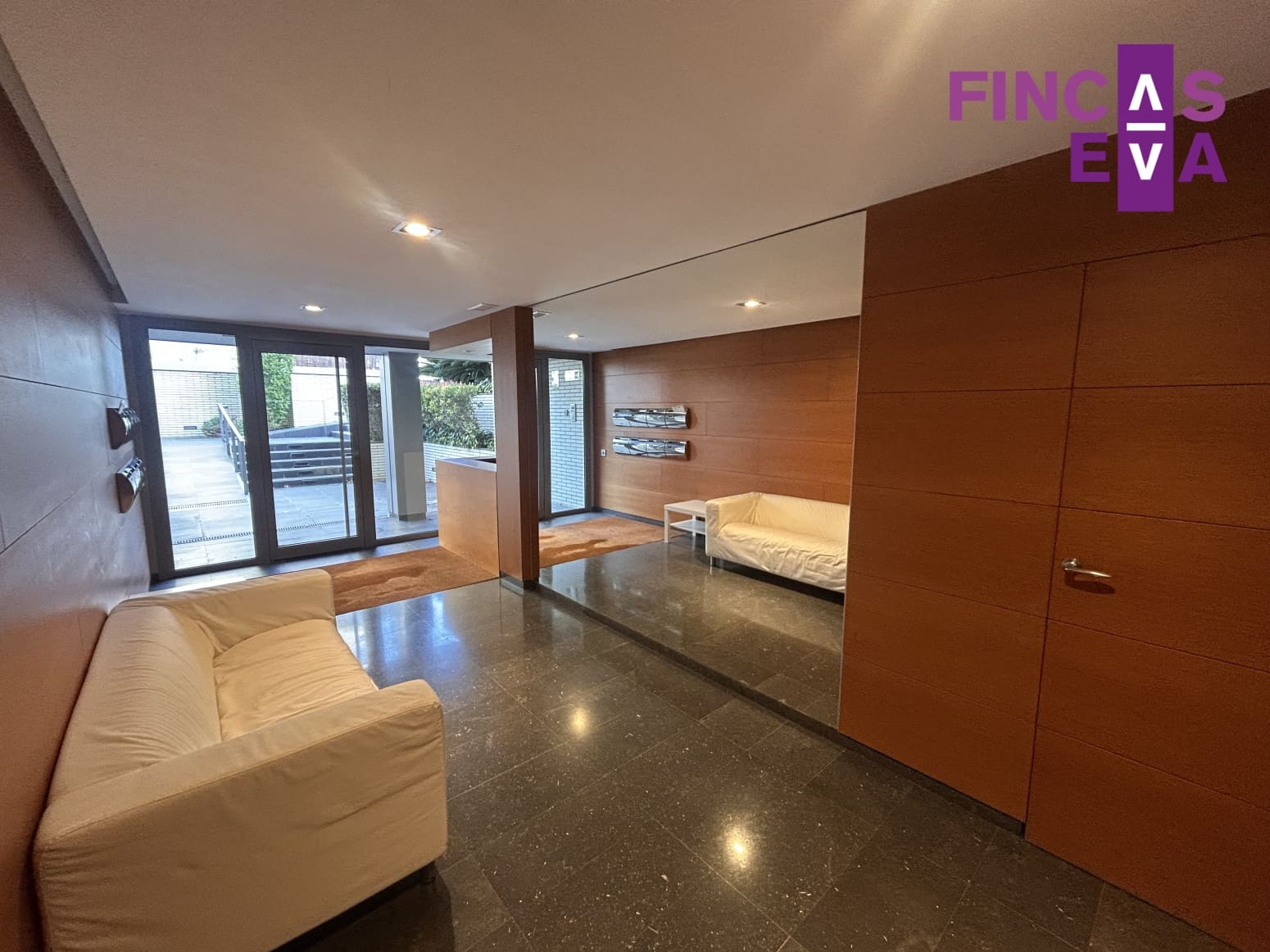 2 soveværelse Lejlighed til salg i Barcelona by med swimmingpool - € 1.140.000 (Ref: 8572674)