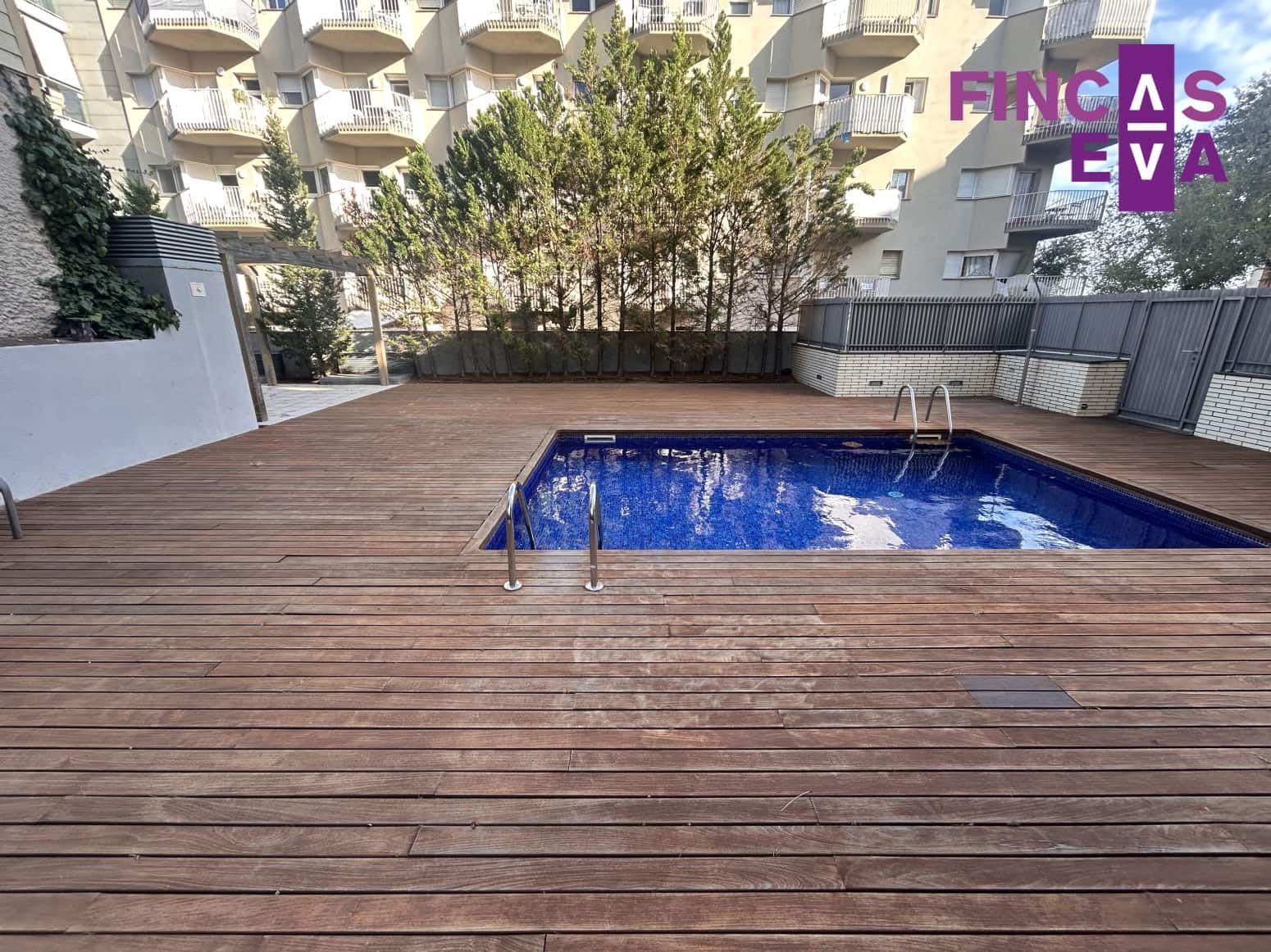 2 soveværelse Lejlighed til salg i Barcelona by med swimmingpool - € 1.140.000 (Ref: 8572674)