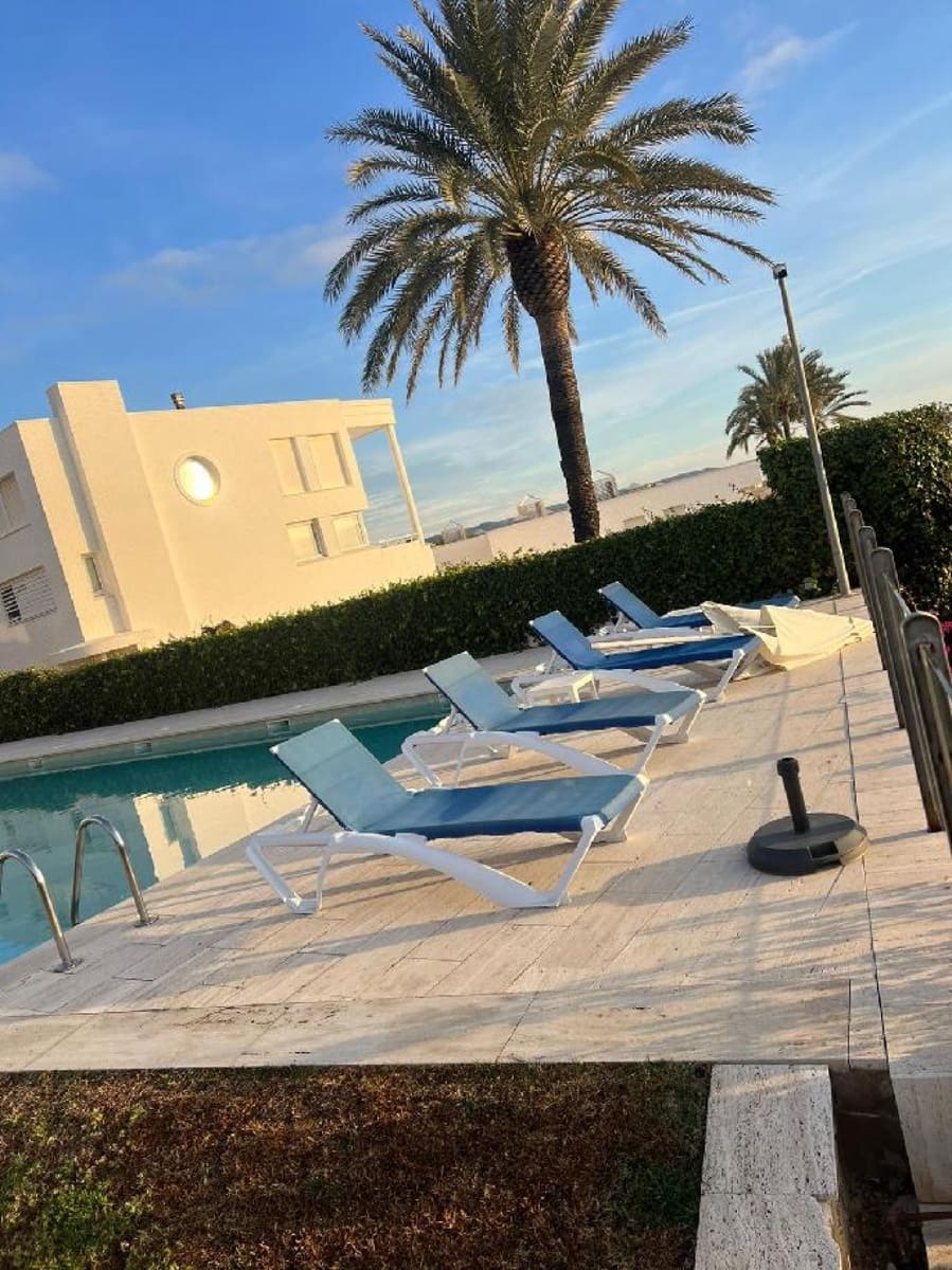 4 soveværelse Villa til salg i Torredembarra med swimmingpool garage - € 1.595.000 (Ref: 8581133)