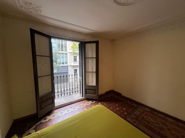3 soverom Leilighet til salgs i La Dreta de L'Eixample, Barcelona by - € 690 000 (Ref: 8596593)