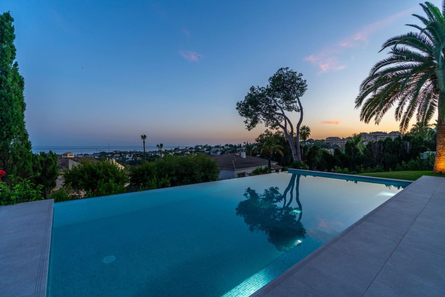 4 quarto Moradia para venda em Elviria - 2 795 000 € (Ref: 8677111)