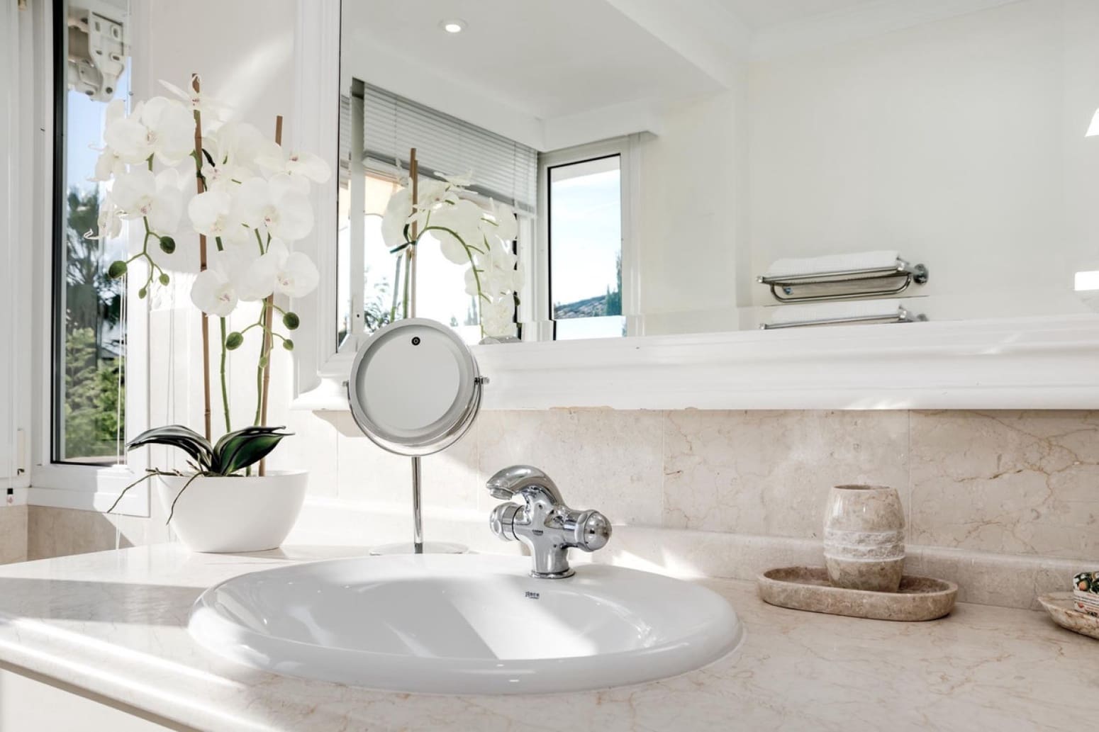 4 soverom Villa til salgs i Marbella med svømmebasseng garasje - € 2 295 000 (Ref: 8677112)