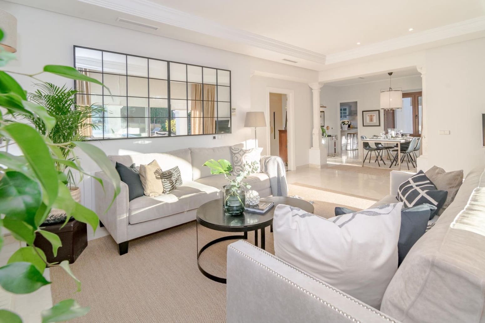 4 soverom Villa til salgs i Marbella med svømmebasseng garasje - € 2 295 000 (Ref: 8677112)