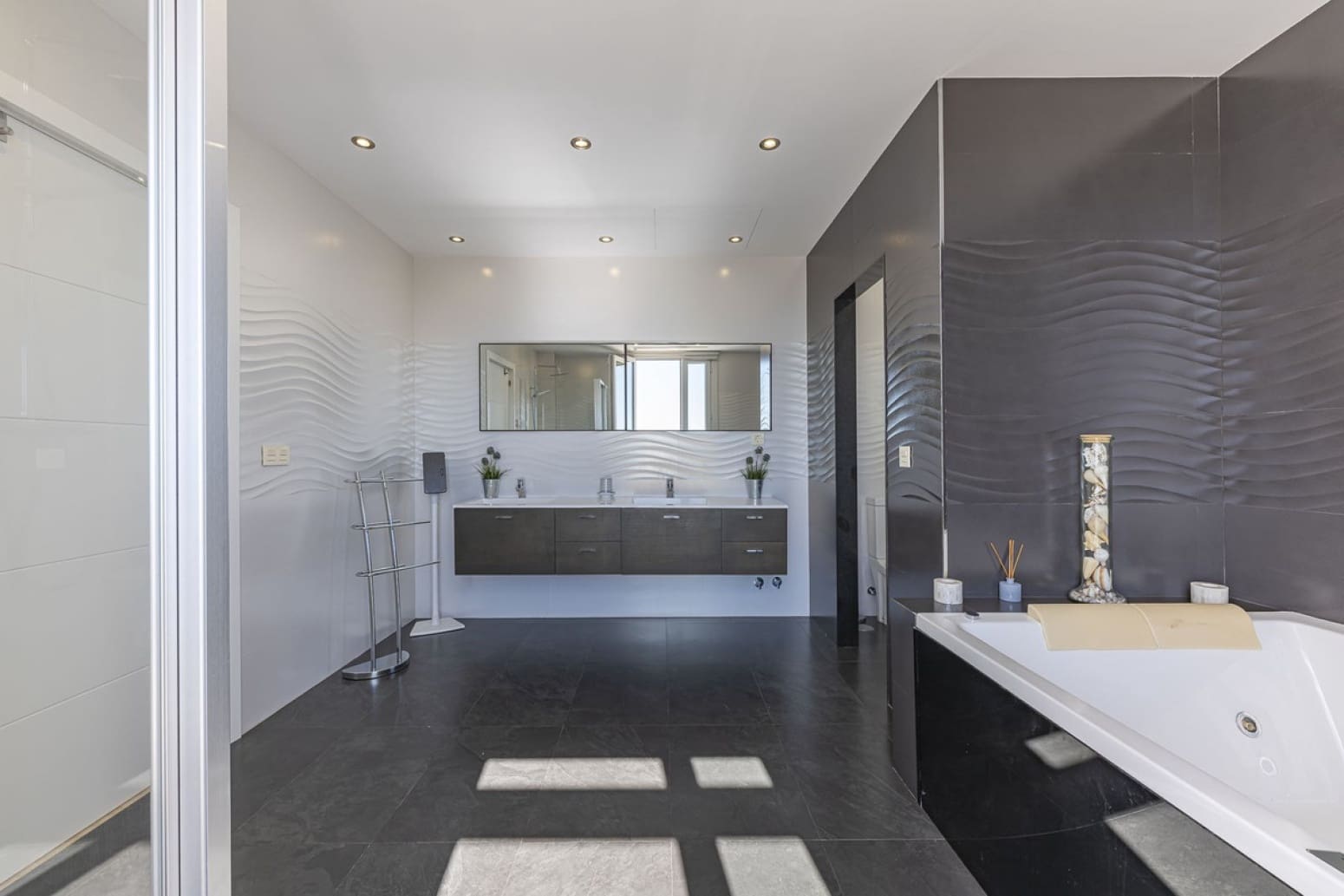 5 soveværelse Villa til salg i Marbella med swimmingpool garage - € 2.950.000 (Ref: 8681611)